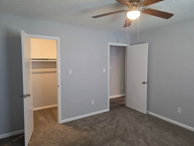 Building Photo - 29 Mustang Ct