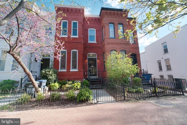 Primary Photo - 908 O St NW