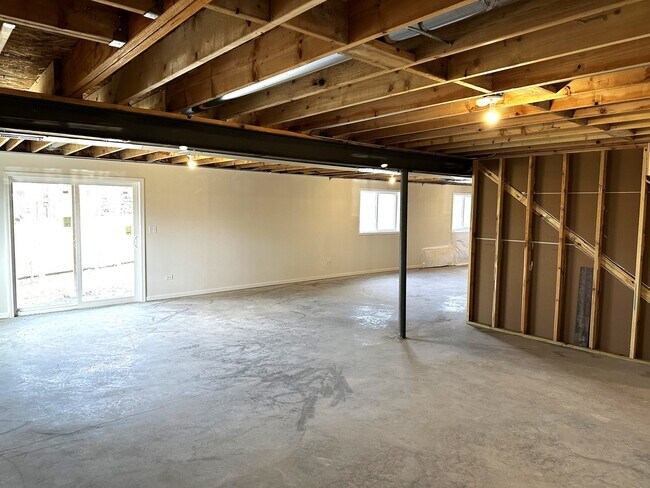 Building Photo - 317 Buena Terrace