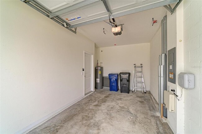 Building Photo - 11419 Planetree Pl