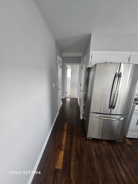 Building Photo - 2918 N 75th Ct