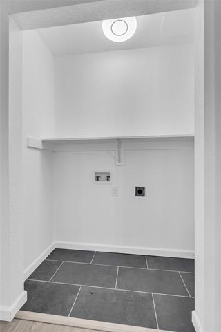 Building Photo - 1321 Parkway Ct