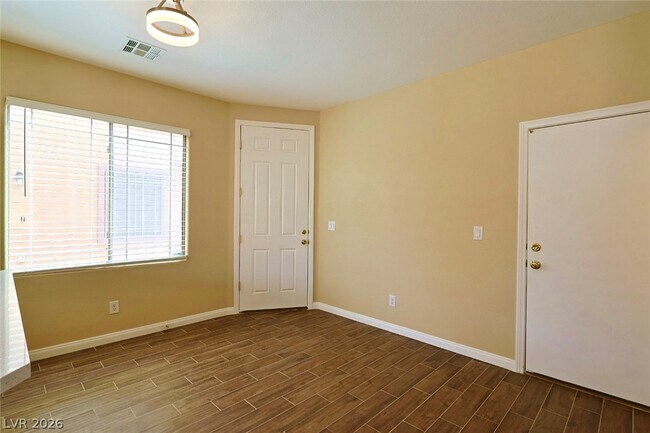 Building Photo - 340 Sweet Sugar Pine Dr