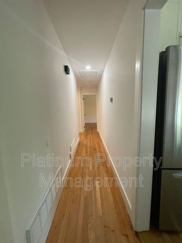 Building Photo - 3828 Donaldson Dr