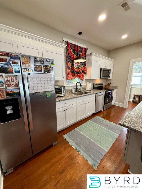 Building Photo - 3007 3rd Ave