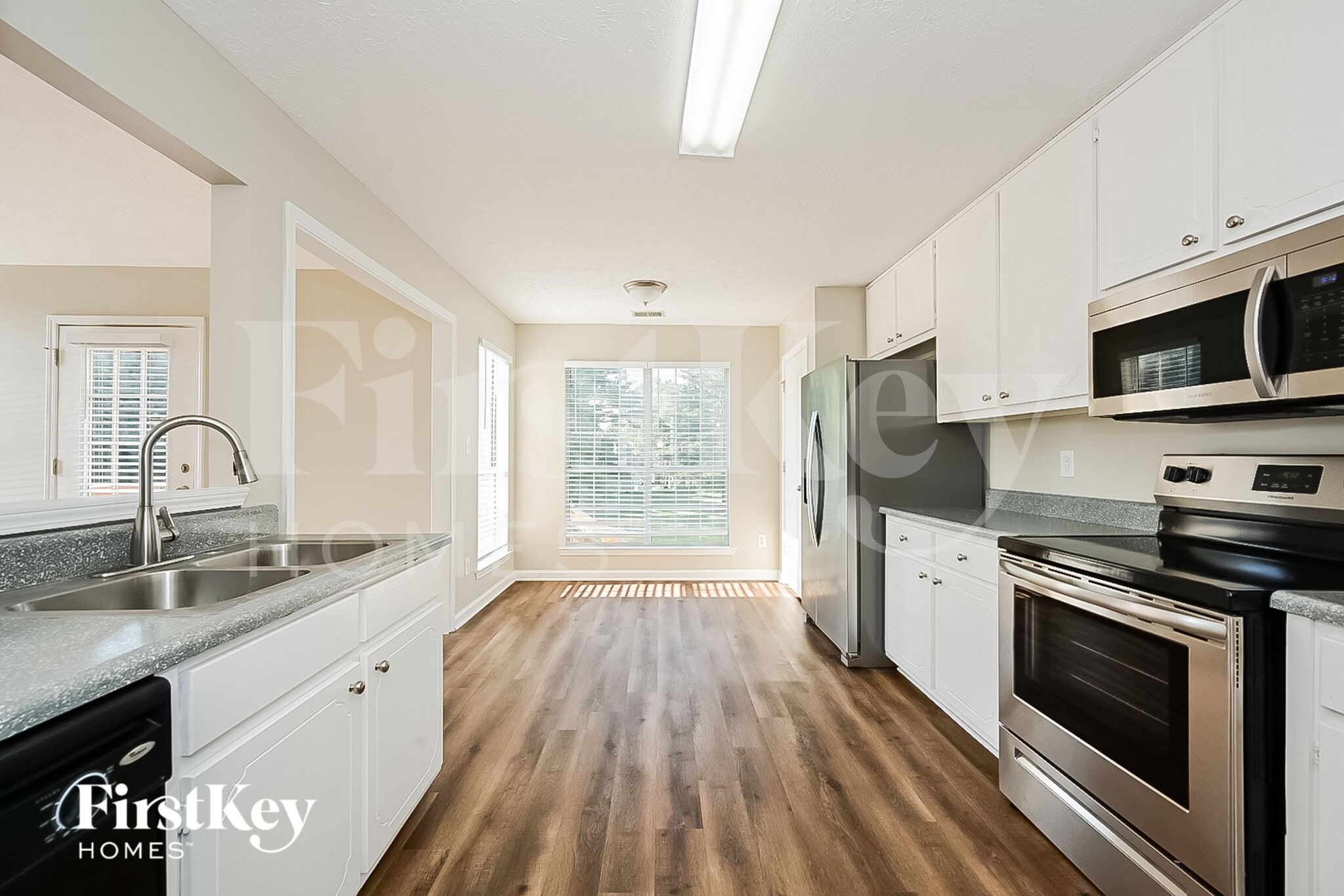 Building Photo - 4049 Fieldway Rd