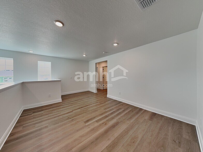 Building Photo - 15156 Serenity Wy