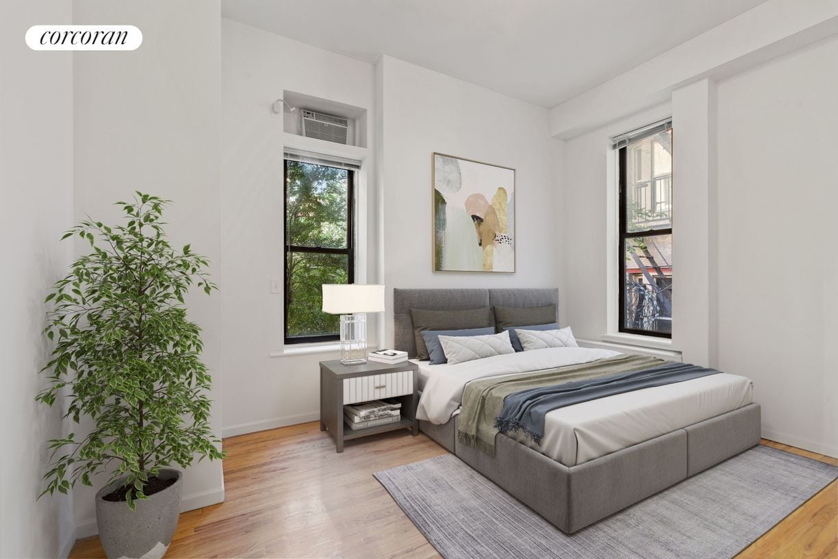 Building Photo - 70 W 11th St