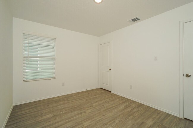 Building Photo - 13715 Haystack Rdg