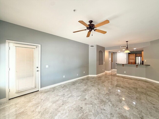 Building Photo - 5450 E Deer Valley Dr