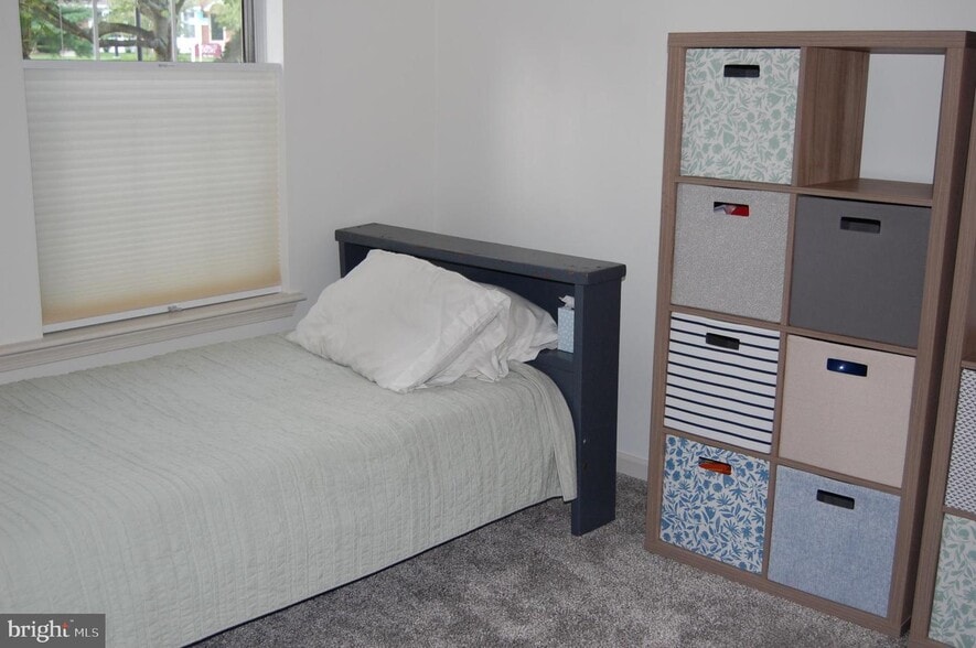 Bedroom - 816 Reading Ct