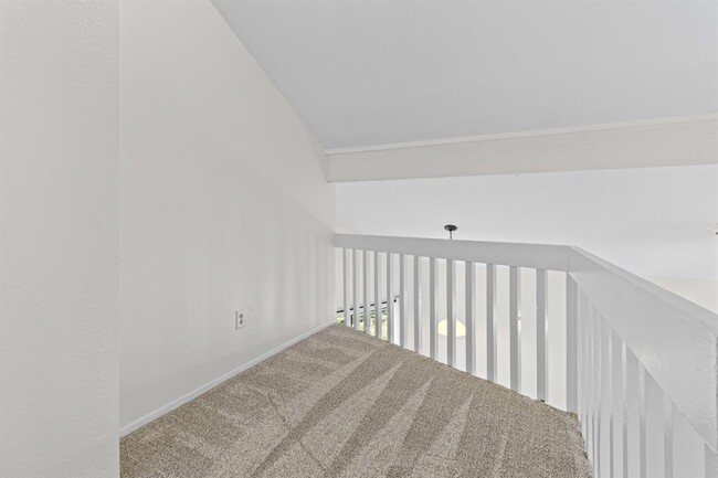 Building Photo - 1713 Cinnamon Path