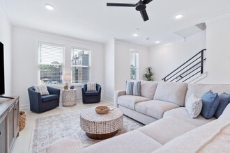 Building Photo - 154 Blue Eden Lp