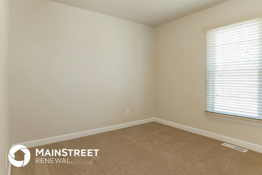 Building Photo - 125 Sedgewick Ridge Ct