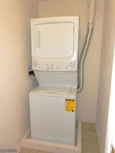 Building Photo - 59 Jane Dr