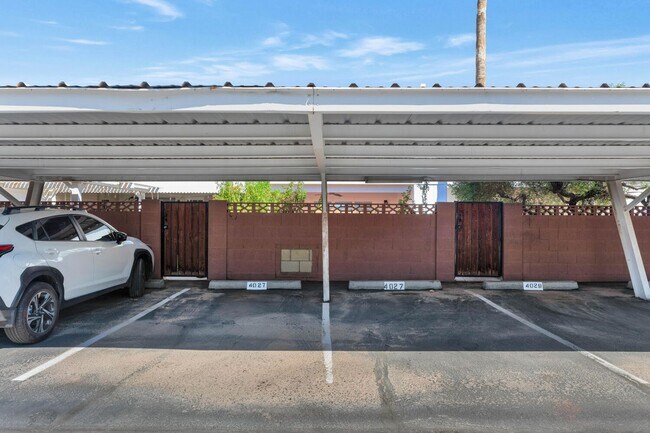 Building Photo - 4027 E Campbell Ave