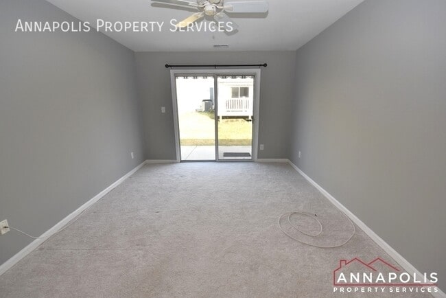 Building Photo - 2615 Compass Dr