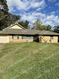 Building Photo - 3901 Blanks Street