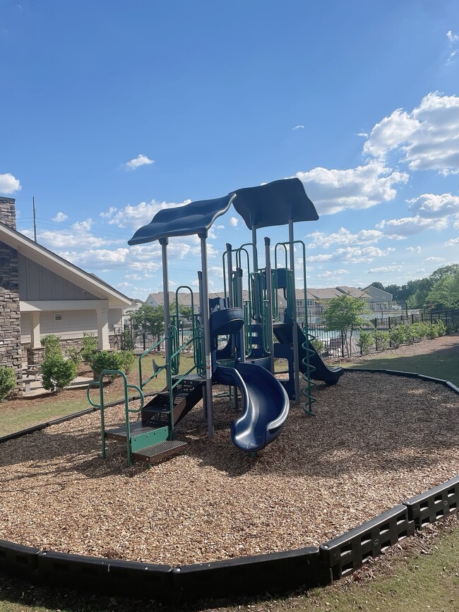 Building Photo - 25 Planters Pl