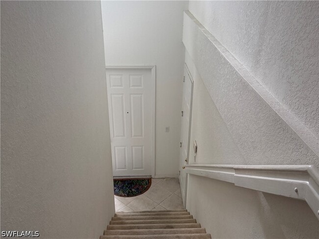 Building Photo - 1305 Mariposa Cir