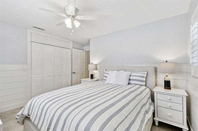 Building Photo - 2822 W Vina Del Mar Blvd