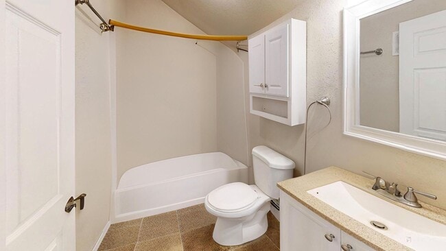 Building Photo - 2494 Schutzen St