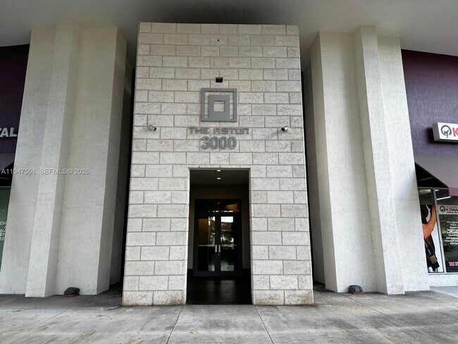 Building Photo - 3000 Coral Wy