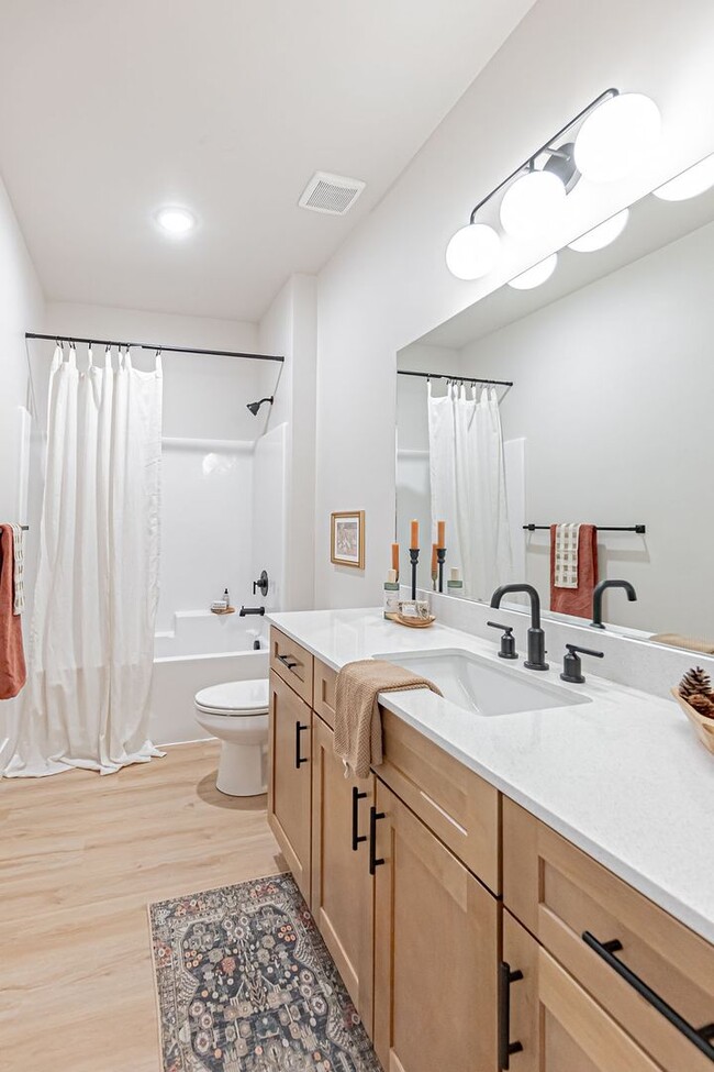 Building Photo - 455 Blue Spruce