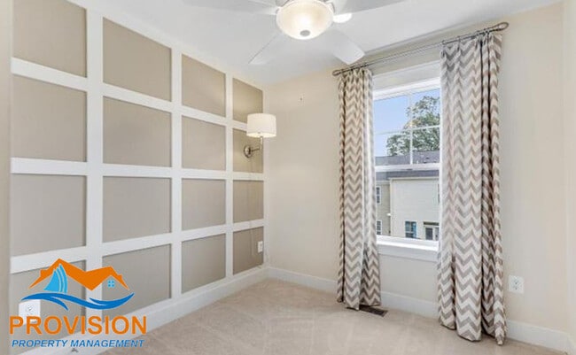 Building Photo - 7802 Five Oaks Ct