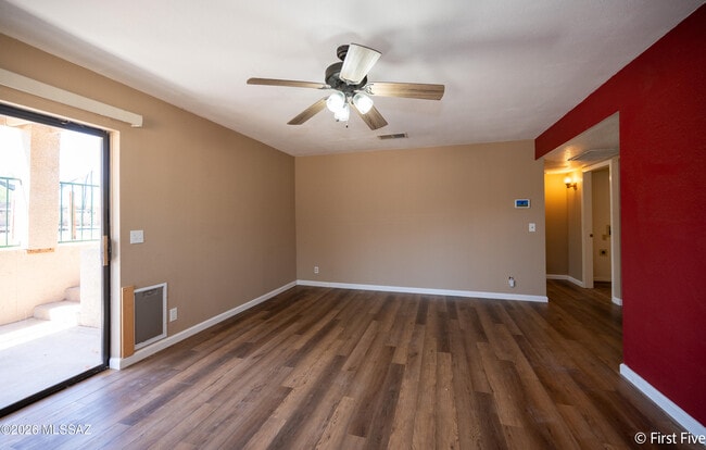 Building Photo - 8984 N Eaglestone Loop