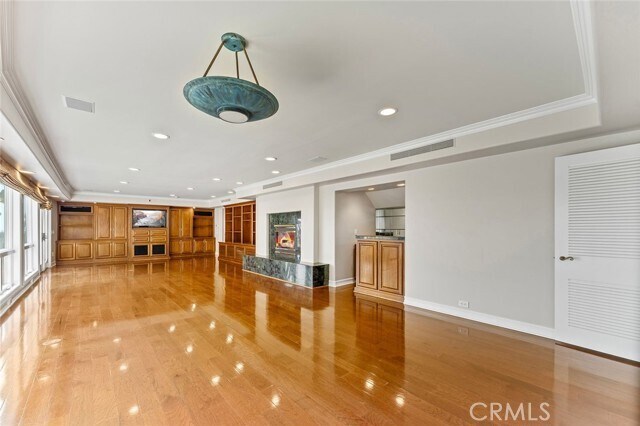 Building Photo - 1800 E Ocean Blvd