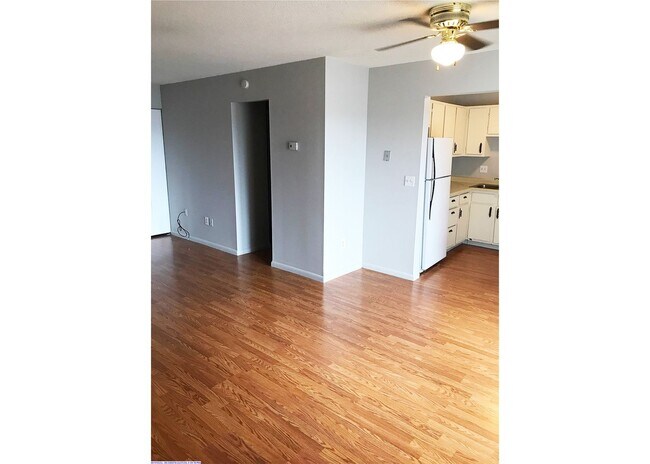 Interior Photo - Spyglass