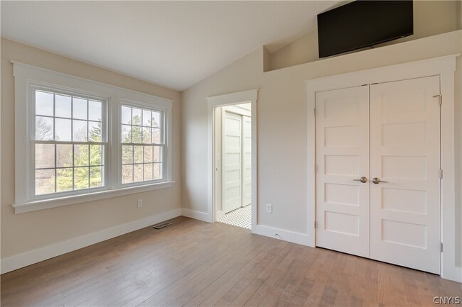 Building Photo - 8116 Verbeck Dr