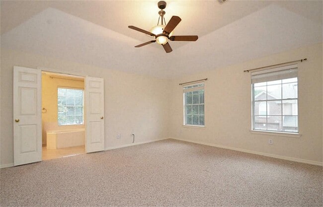 Building Photo - 4210 Greystone Way