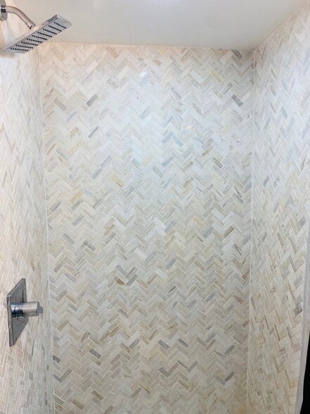 Building Photo - 2715 Alta St