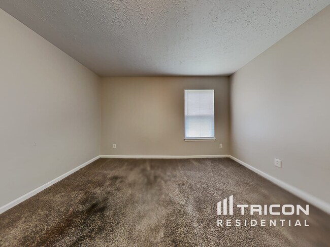 Building Photo - 8140 Carina Dr