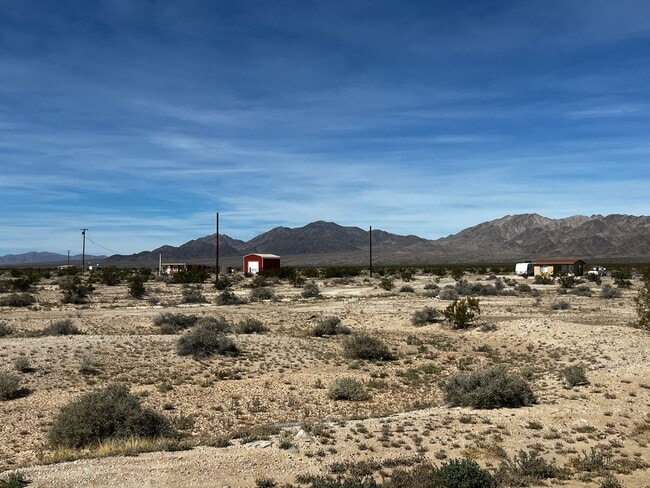 Building Photo - Updated 2 Bedroom Home with Finished 2-Car Garage – Easy Highway Access | 29 Palms (Wonder Valley)