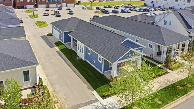 Building Photo - 6204 Moonseed St