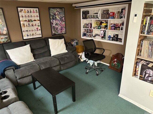 Building Photo - 154 Pennsylvania Ave