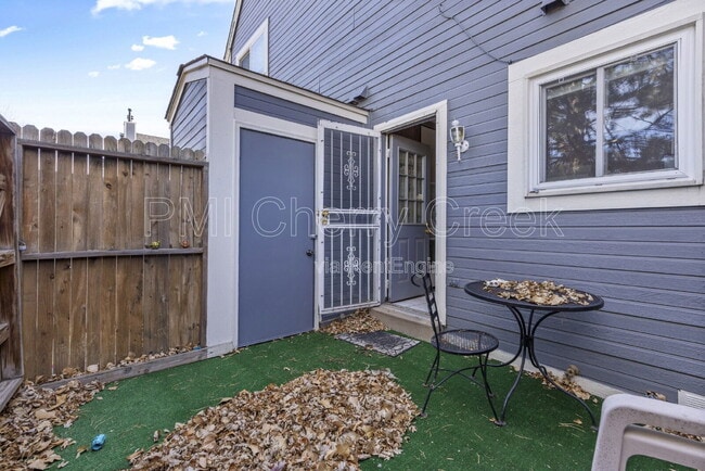 Building Photo - 2228 S Jasper Way