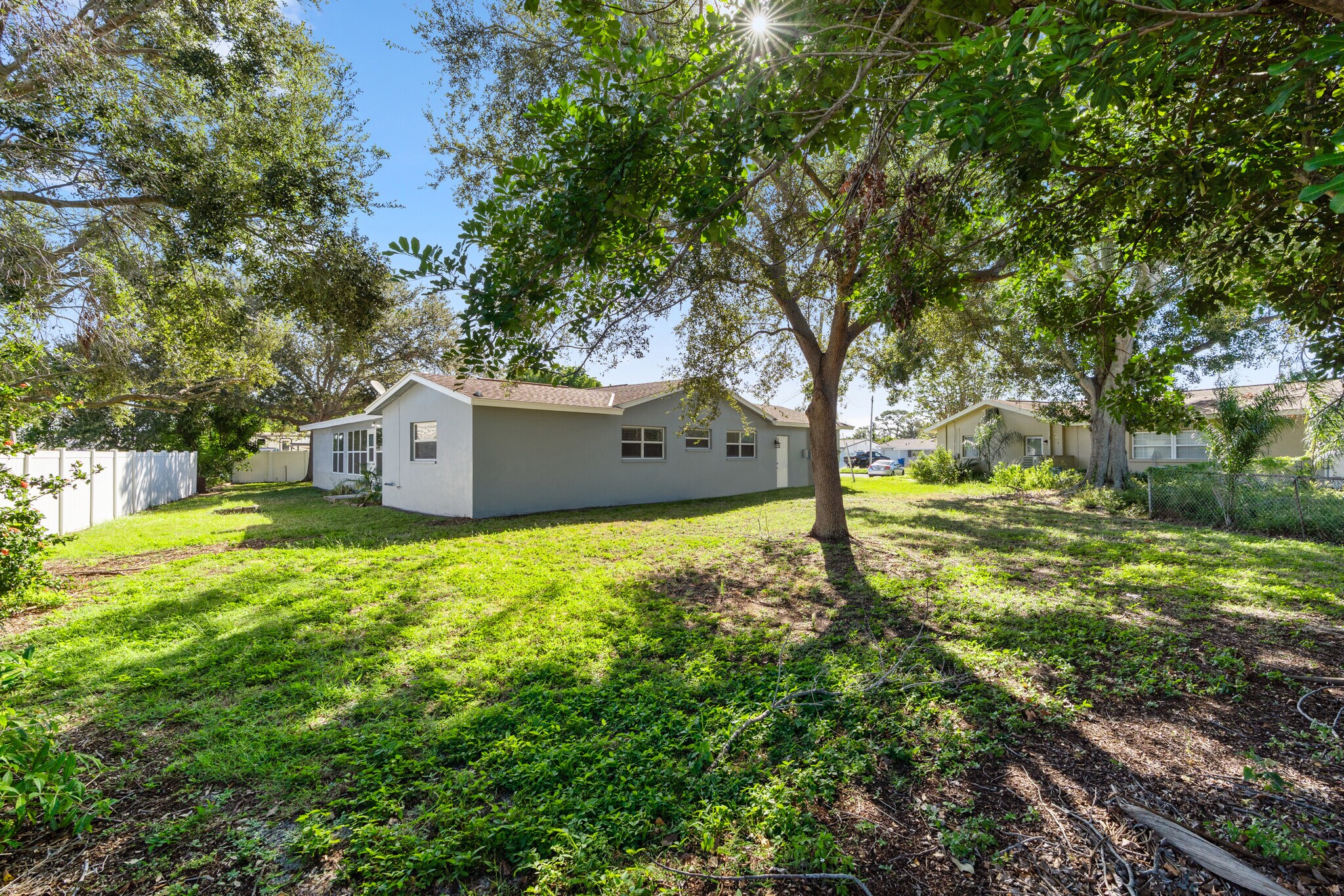 Building Photo - 9318 1st St N