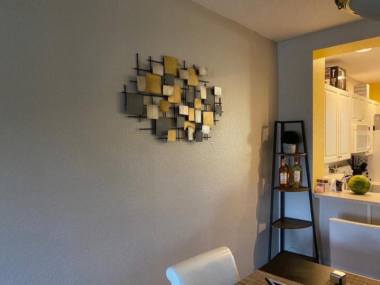 Dining Area - 709 NW 42nd Ave