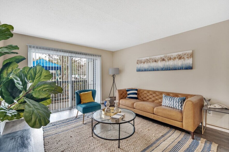 Axiom Apartments 5625 Keyway Blvd Charlotte NC 28215 Apartment Finder