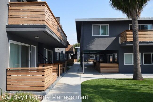 Building Photo - 1090 Sunnyvale Saratoga Rd