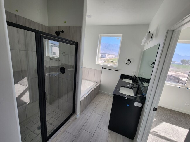 Building Photo - 492 S 900 W