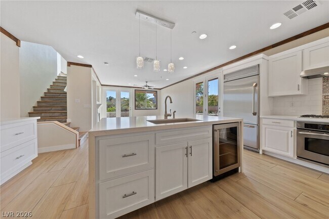 Building Photo - 1242 Calcione Dr