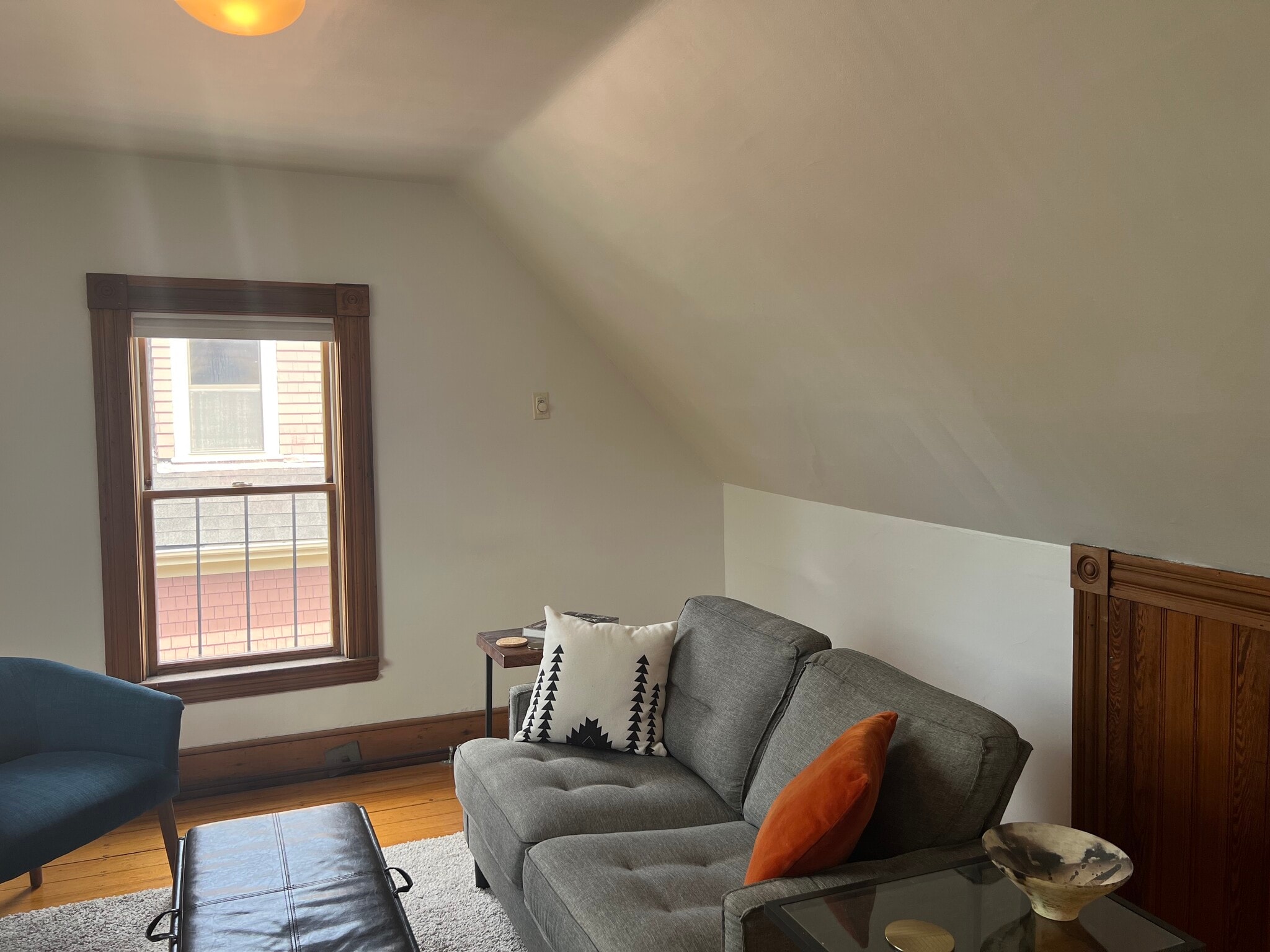 Building Photo - 83 Orchard St