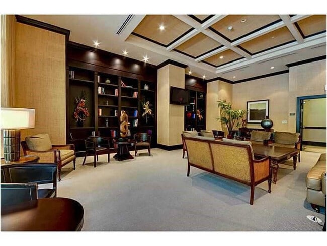 Building Photo - 510 NW 84th Ave