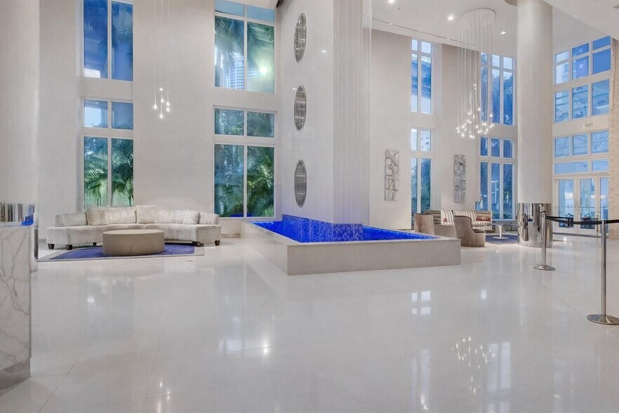 Building Photo - 41 SE 5th St