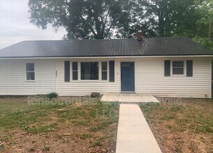 Building Photo - 2155 Ashbury Ct